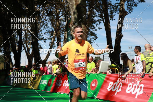 Buy your photos of the eventMeia Maratona Do 2017 on Fotop