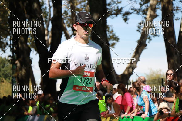 Buy your photos of the eventMeia Maratona Do 2017 on Fotop