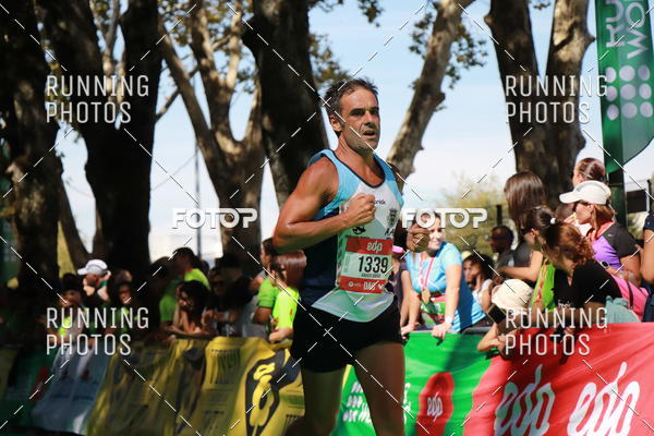 Buy your photos of the eventMeia Maratona Do 2017 on Fotop