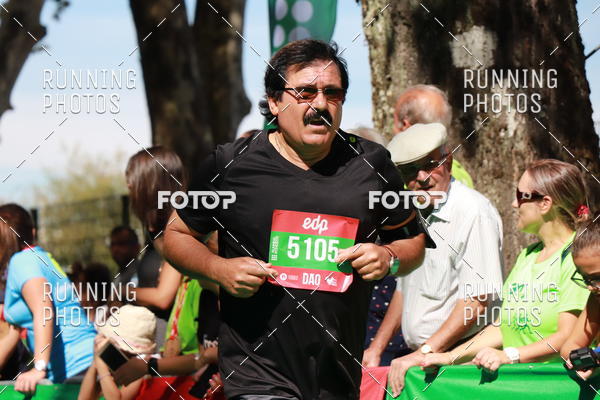 Buy your photos of the eventMeia Maratona Do 2017 on Fotop