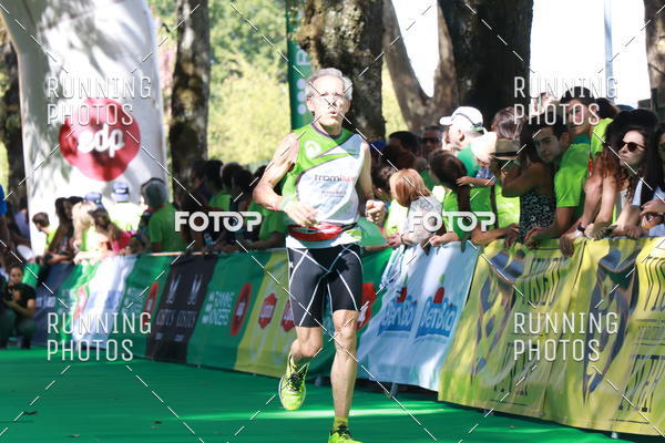 Buy your photos of the eventMeia Maratona Do 2017 on Fotop