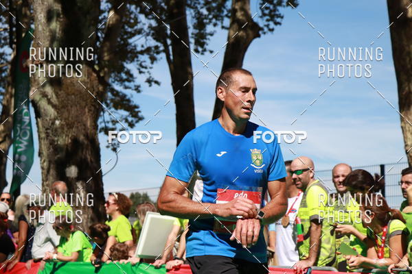 Buy your photos of the eventMeia Maratona Do 2017 on Fotop