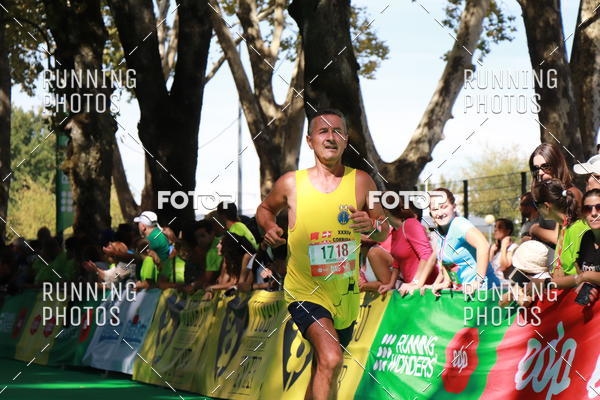 Buy your photos of the eventMeia Maratona Do 2017 on Fotop