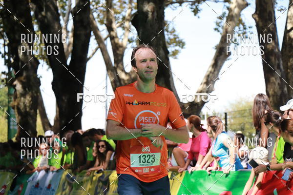 Buy your photos of the eventMeia Maratona Do 2017 on Fotop