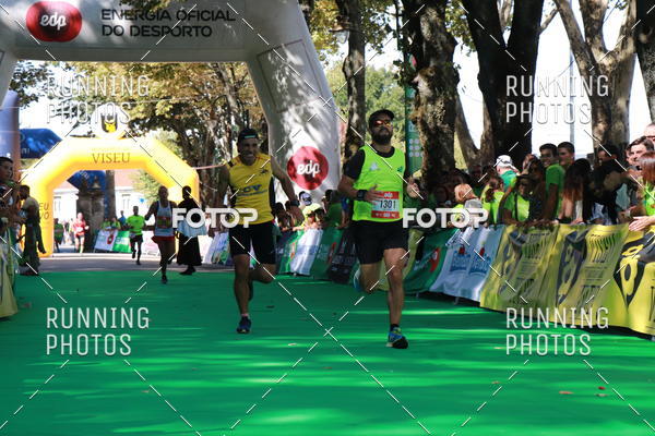 Buy your photos of the eventMeia Maratona Do 2017 on Fotop