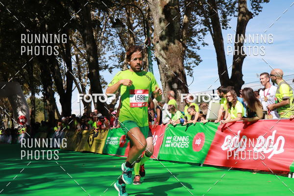 Buy your photos of the eventMeia Maratona Do 2017 on Fotop