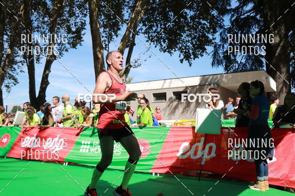 Buy your photos of the eventMeia Maratona Do 2017 on Fotop
