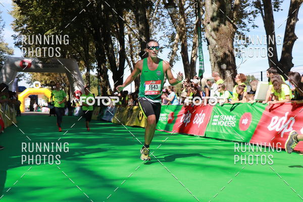 Buy your photos of the eventMeia Maratona Do 2017 on Fotop
