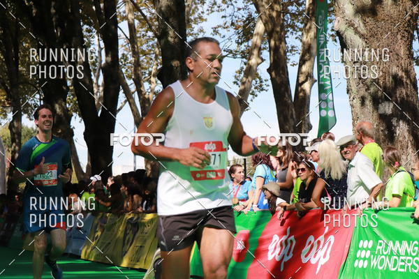 Buy your photos of the eventMeia Maratona D�o 2017 on Fotop