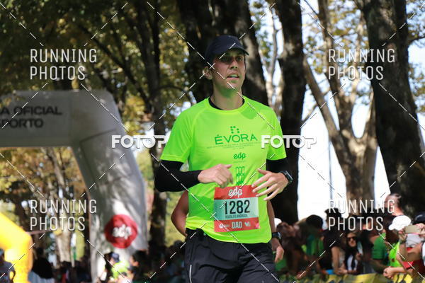Buy your photos of the eventMeia Maratona D�o 2017 on Fotop
