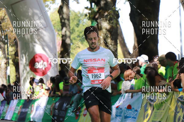 Buy your photos of the eventMeia Maratona D�o 2017 on Fotop