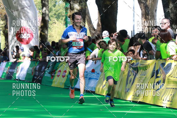 Buy your photos of the eventMeia Maratona Do 2017 on Fotop