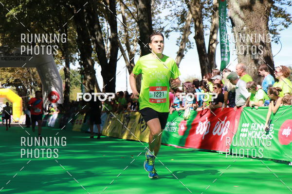 Buy your photos of the eventMeia Maratona Do 2017 on Fotop