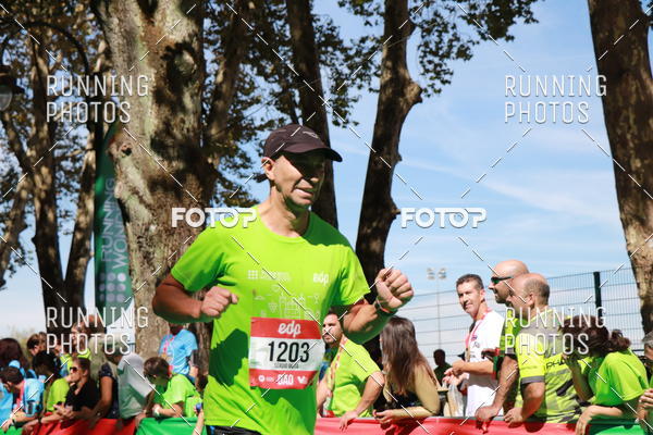Buy your photos of the eventMeia Maratona Do 2017 on Fotop