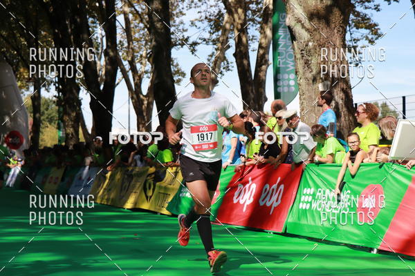 Buy your photos of the eventMeia Maratona Do 2017 on Fotop