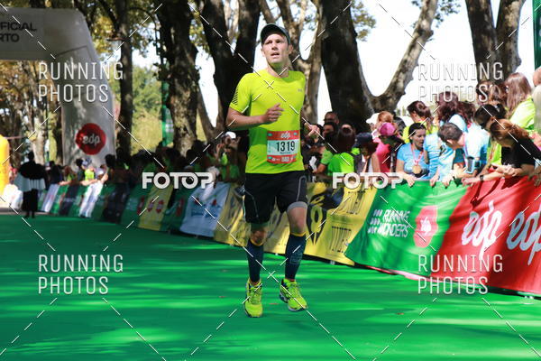 Buy your photos of the eventMeia Maratona Do 2017 on Fotop