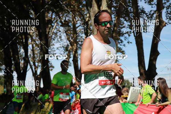 Buy your photos of the eventMeia Maratona Do 2017 on Fotop