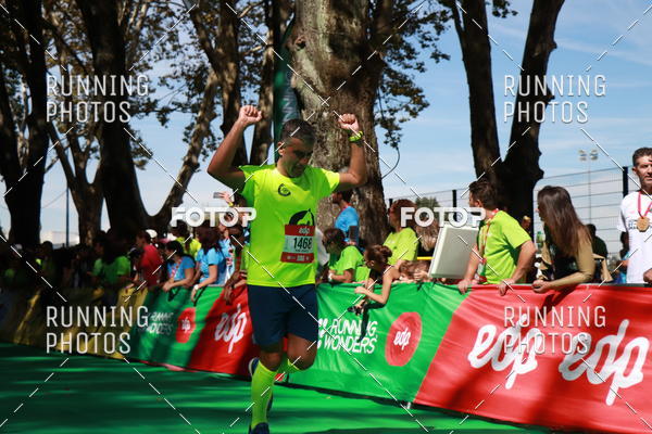Buy your photos of the eventMeia Maratona Do 2017 on Fotop