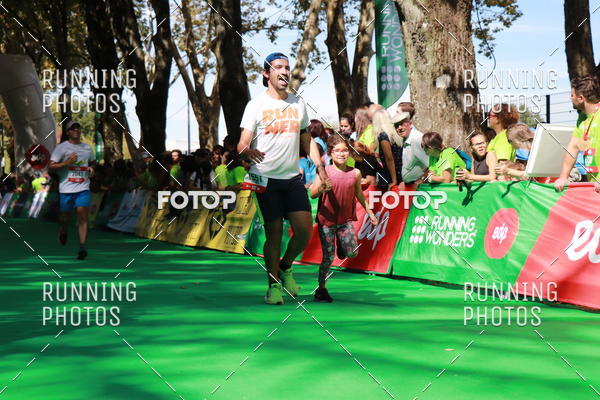 Buy your photos of the eventMeia Maratona Do 2017 on Fotop