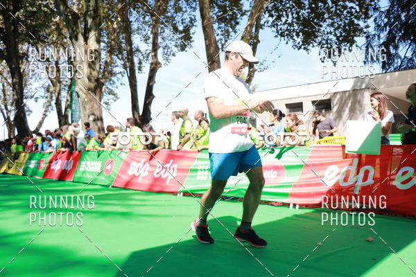 Buy your photos of the eventMeia Maratona Do 2017 on Fotop