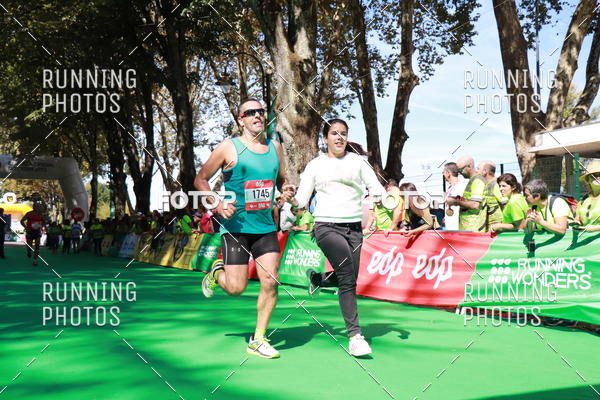 Buy your photos of the eventMeia Maratona Do 2017 on Fotop