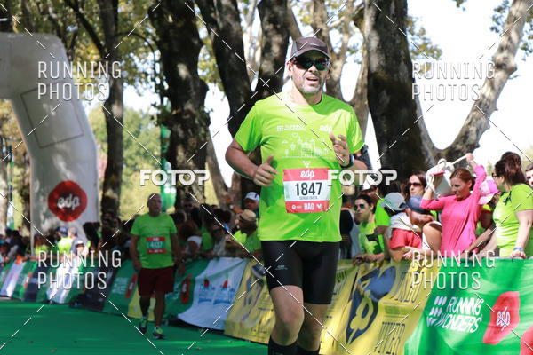 Buy your photos of the eventMeia Maratona Do 2017 on Fotop