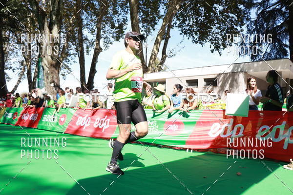 Buy your photos of the eventMeia Maratona Do 2017 on Fotop
