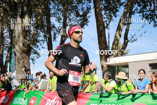 Buy your photos of the eventMeia Maratona Do 2017 on Fotop