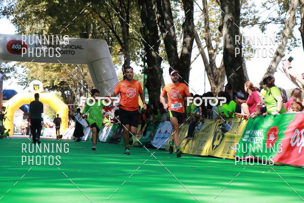 Buy your photos of the eventMeia Maratona Do 2017 on Fotop