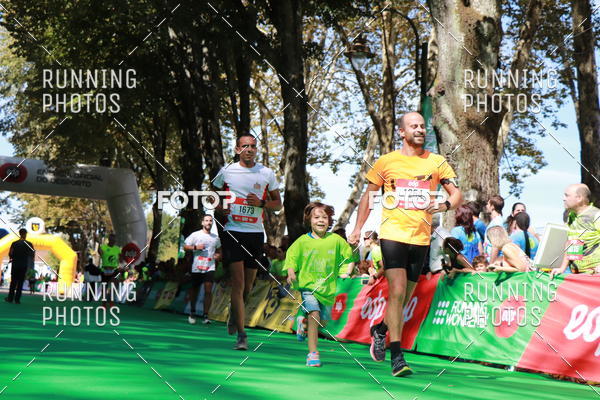 Buy your photos of the eventMeia Maratona Do 2017 on Fotop