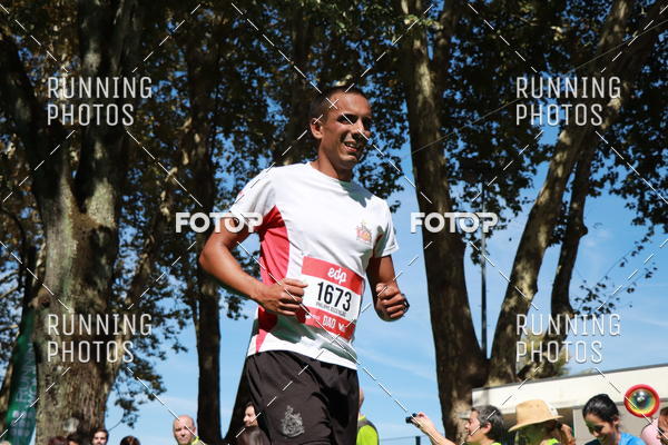 Buy your photos of the eventMeia Maratona Do 2017 on Fotop