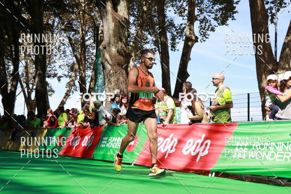 Buy your photos of the eventMeia Maratona Do 2017 on Fotop