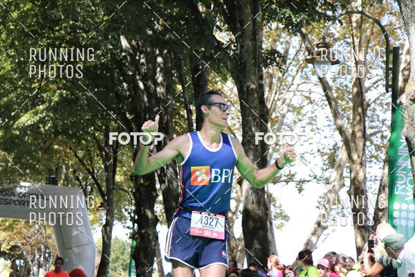 Buy your photos of the eventMeia Maratona Do 2017 on Fotop