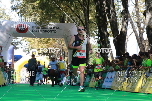 Buy your photos of the eventMeia Maratona Do 2017 on Fotop