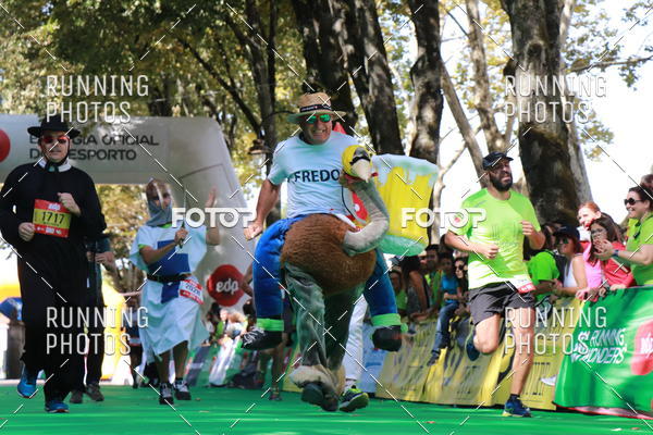 Buy your photos of the eventMeia Maratona Do 2017 on Fotop