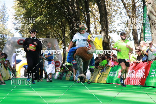 Buy your photos of the eventMeia Maratona Do 2017 on Fotop