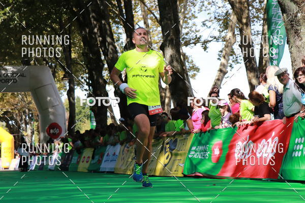 Buy your photos of the eventMeia Maratona Do 2017 on Fotop