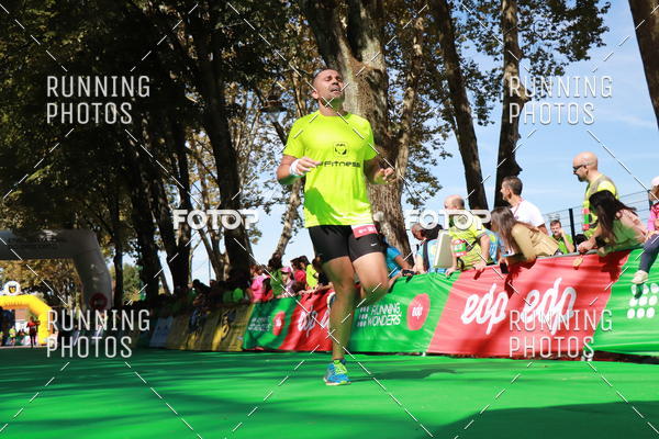 Buy your photos of the eventMeia Maratona Do 2017 on Fotop