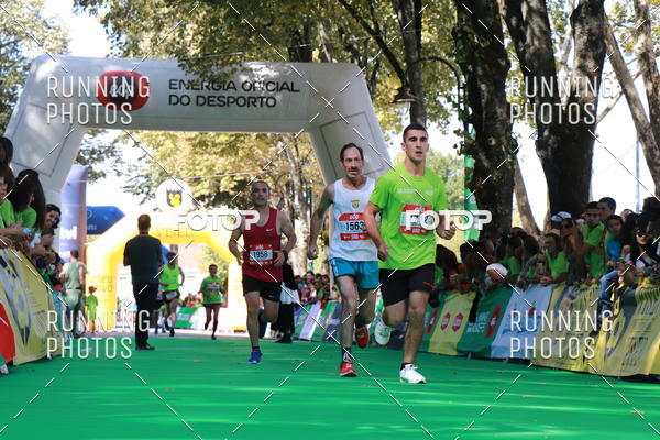 Buy your photos of the eventMeia Maratona Do 2017 on Fotop