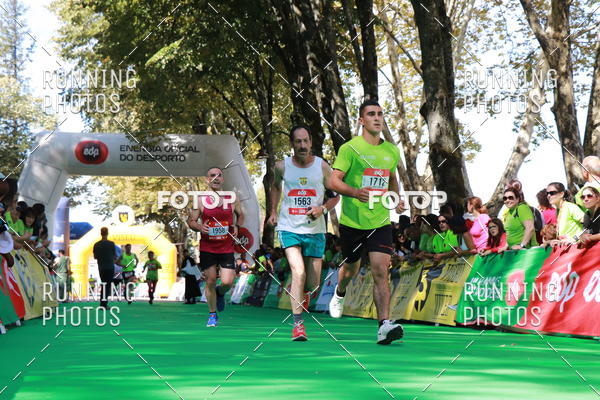 Buy your photos of the eventMeia Maratona Do 2017 on Fotop