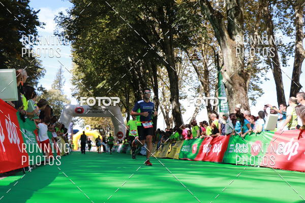 Buy your photos of the eventMeia Maratona Do 2017 on Fotop