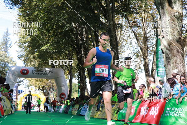Buy your photos of the eventMeia Maratona Do 2017 on Fotop