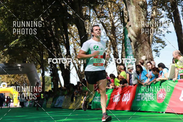 Buy your photos of the eventMeia Maratona Do 2017 on Fotop
