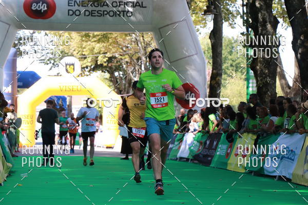 Buy your photos of the eventMeia Maratona Do 2017 on Fotop