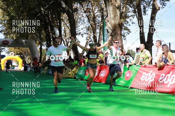 Buy your photos of the eventMeia Maratona Do 2017 on Fotop