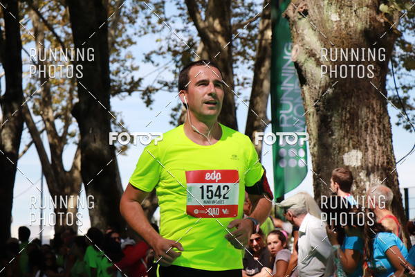 Buy your photos of the eventMeia Maratona Do 2017 on Fotop
