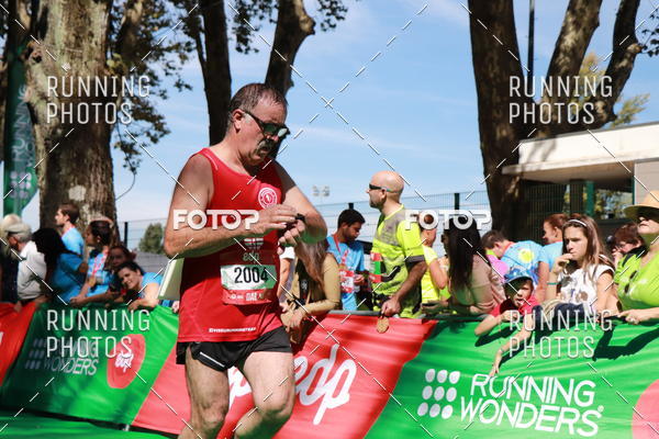 Buy your photos of the eventMeia Maratona Do 2017 on Fotop