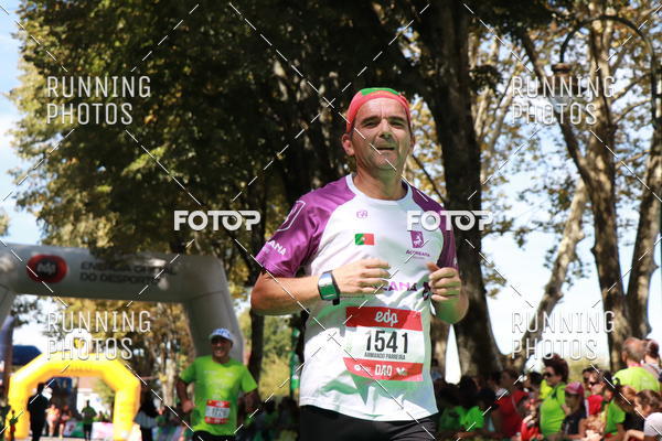 Buy your photos of the eventMeia Maratona Do 2017 on Fotop