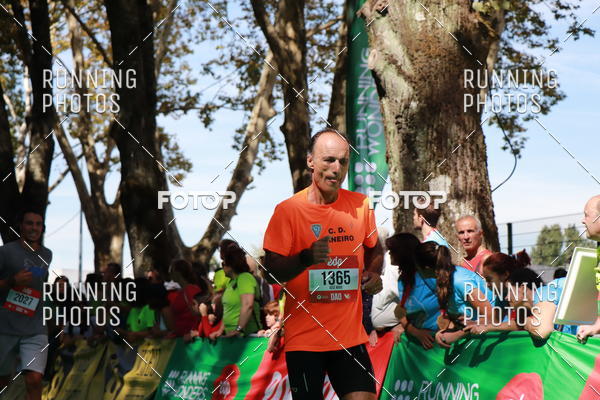 Buy your photos of the eventMeia Maratona Do 2017 on Fotop