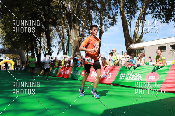 Buy your photos of the eventMeia Maratona Do 2017 on Fotop